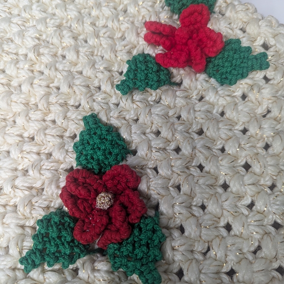 Handcrafted Creme Colored Crochet/ Macrame Bag  with Lucite Handles - Picture 3 of 11